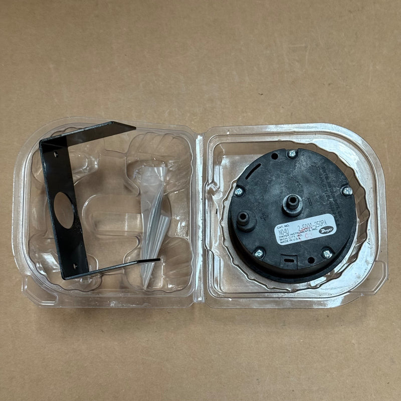 Dwyer – 2-5000-250PA – Compact Differential Pressure Gauge Minihelic II