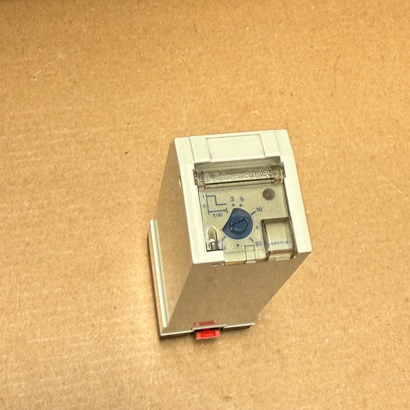 Telemecanique – RHC4198B – High-Performance Interface Relay