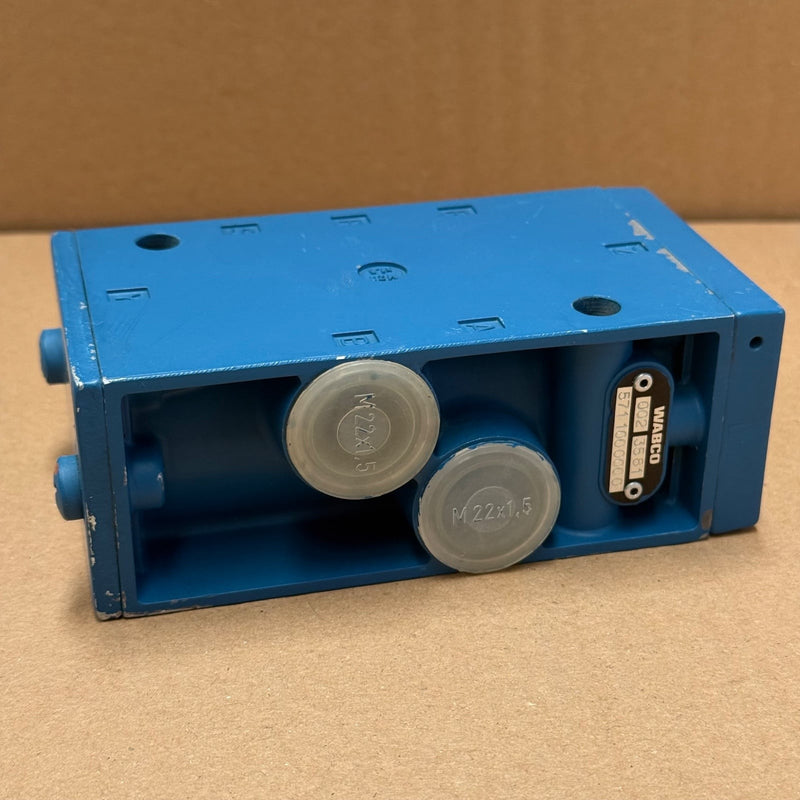 WABCO – 5711000000 – Pneumatic Directional Control Valve
