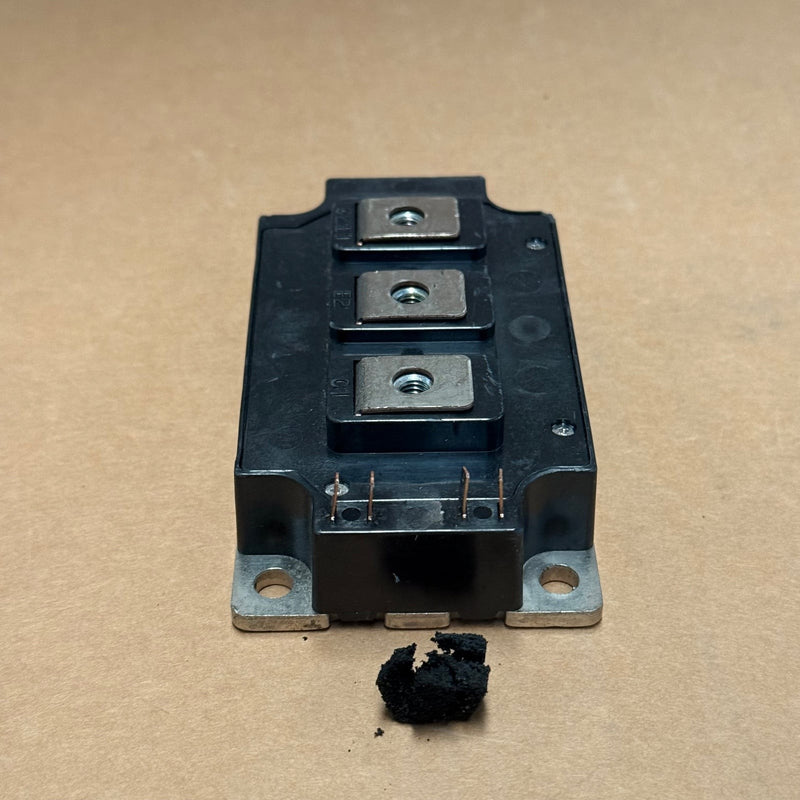 Mitsubishi – CM400DY-12NF – Dual IGBT NF-Series Module (600V, 400A)