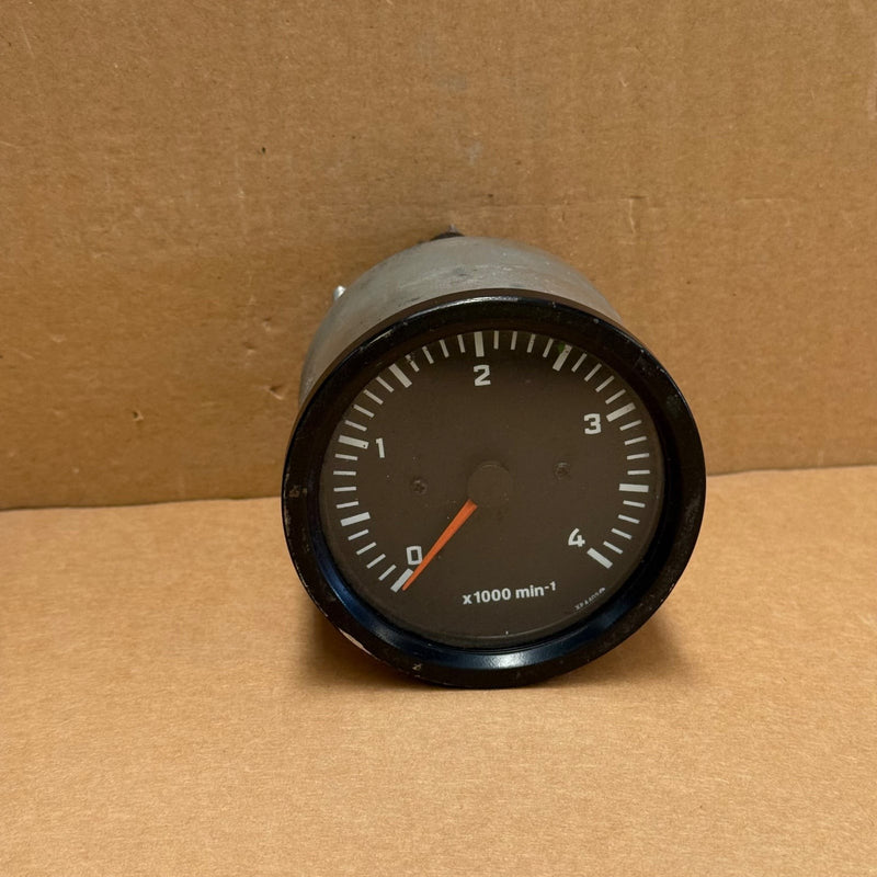 VDO – IF33 6000/10 (D211/TACHO 12/24V) – Marine Tachometer RPM Gauge 0–4000 RPM