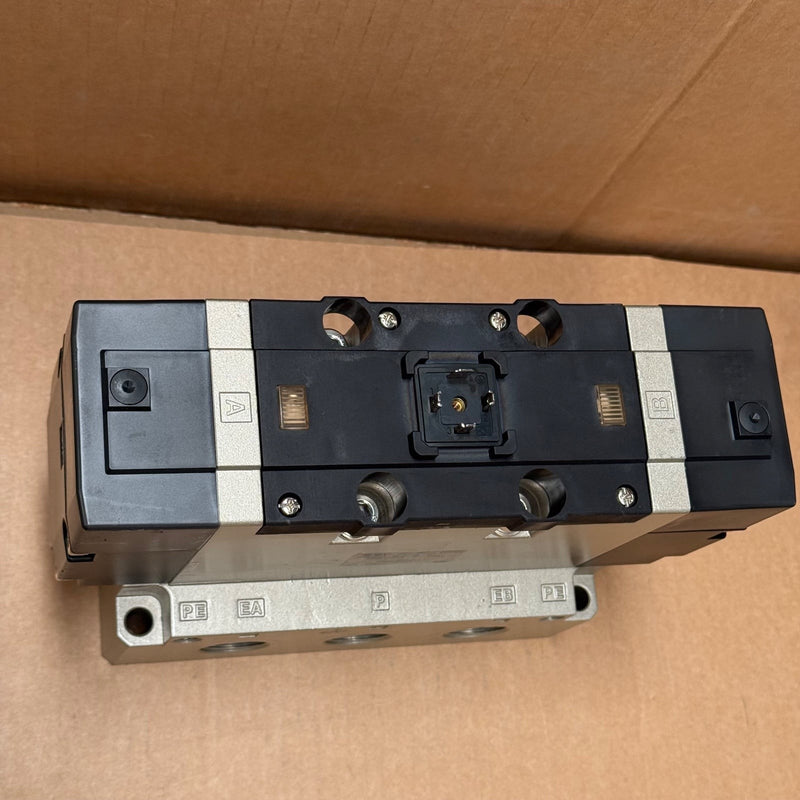 SMC – VFR6210-5DZ-06-Q – 5 Port Pilot Solenoid Valve