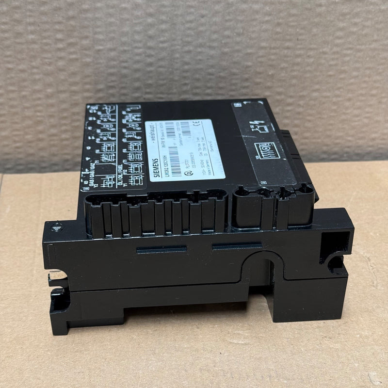 Siemens – LMO82.120C1WH – Burner Control Unit (Feuerungsmanager W-FM10)