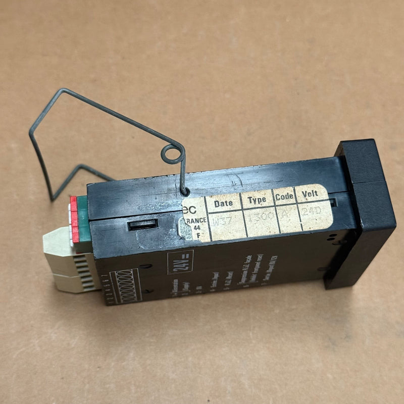 Syrelec – 1300A – Digital Tachometer / Frequency Counter