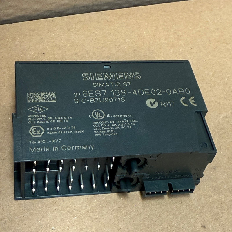 Siemens – 6ES7138-4DE02-0AB0 – SIMATIC DP ET 200S Electronics Module