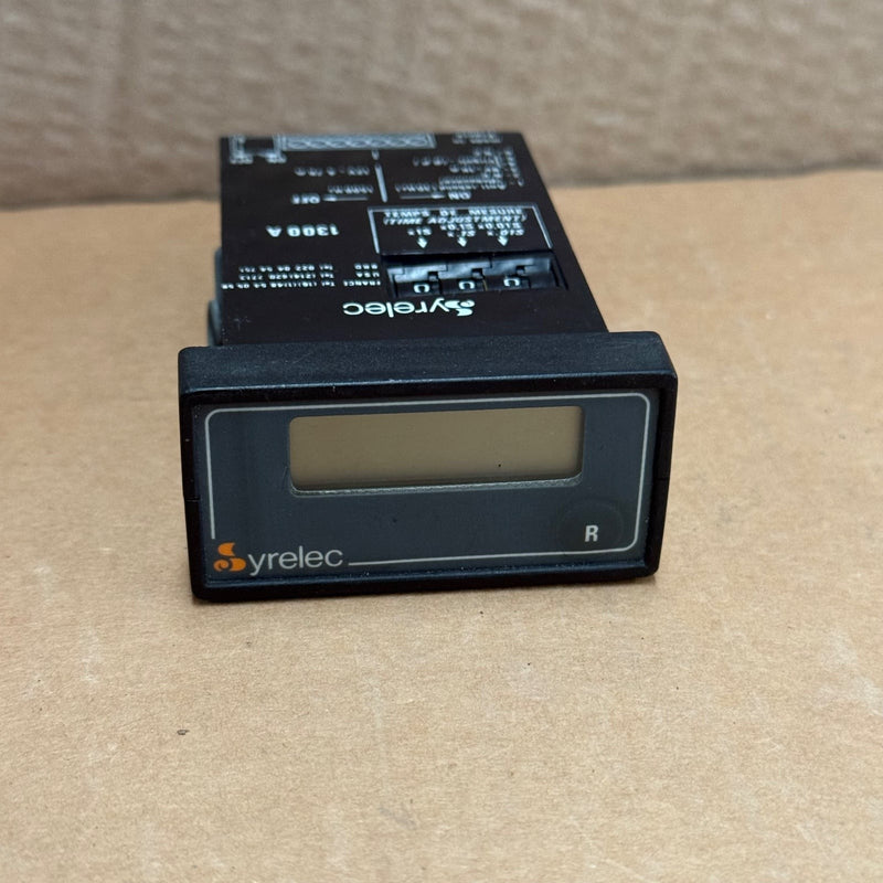 Syrelec – 1300A – Digital Tachometer / Frequency Counter