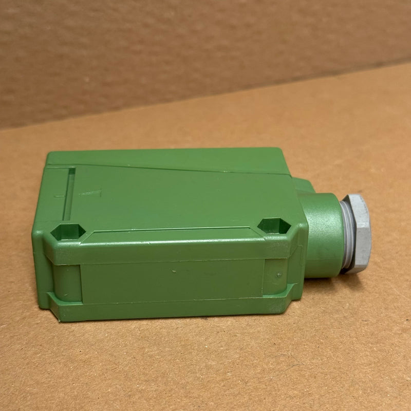 Sunx – VF-RM5-3 – Retroreflective Multi-Voltage Photoelectric Sensor with Timer