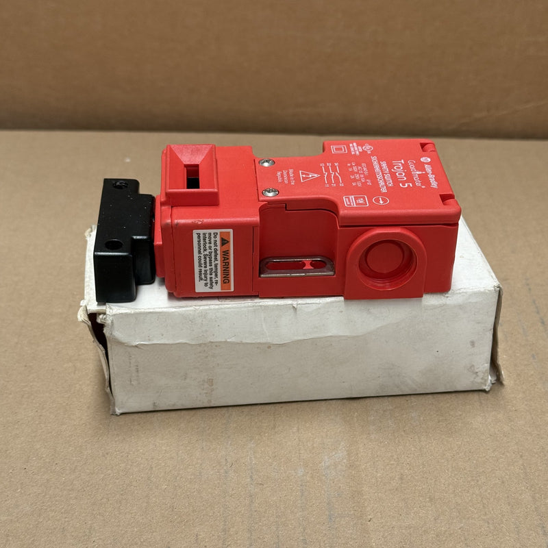 ALLEN BRADLEY – 440K-T11467 – Trojan 5 Safety Switch USIP