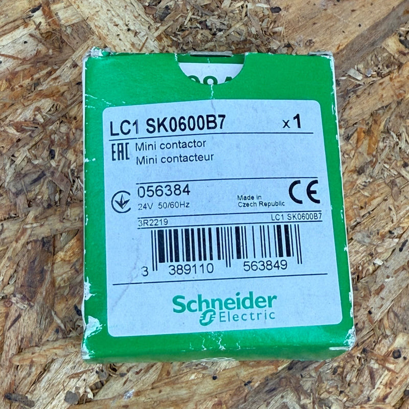 Schneider Electric – LC1SK0600B7 – TeSys SK Mini Contactor / Power Contactor