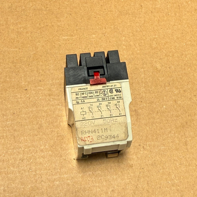 Telemecanique – RHN411M – High-Reliability Control Relay