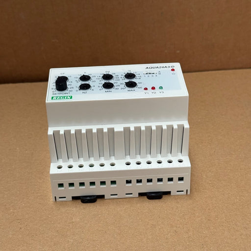 Regin – AQUA24A3/D – HVAC PI Temperature Controller