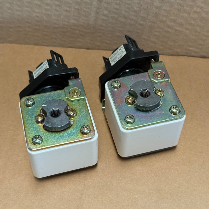 Fuji Electric – CS5F-200 + AHX2905 – 200A, 500VAC Super Rapid Semiconductor Fuse