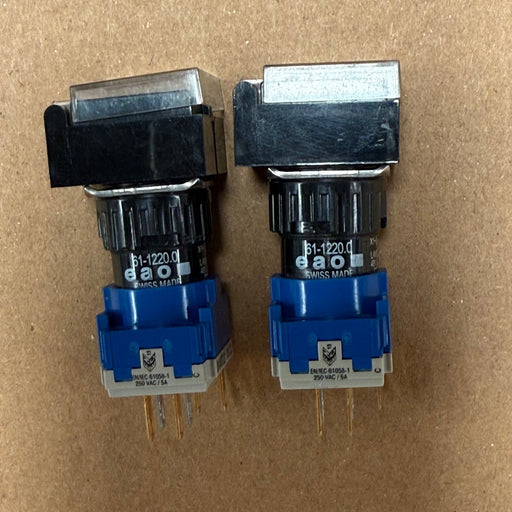 2PCs EAO – 61-1220.0 + 61-8470.22 – Modular Maintained Pushbutton Switch