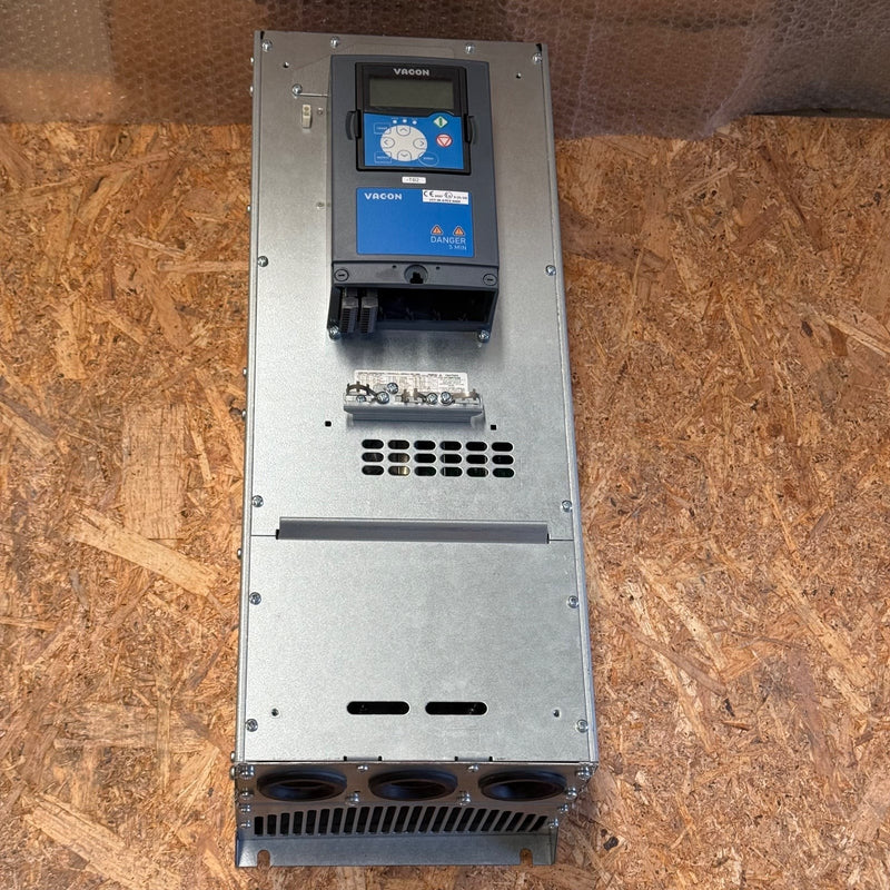 Danfoss – NXI01055-A2T0CSV-A1AFBLD2EA+FL23+DLDE+LPC2 – VACON NXI Inverter Unit