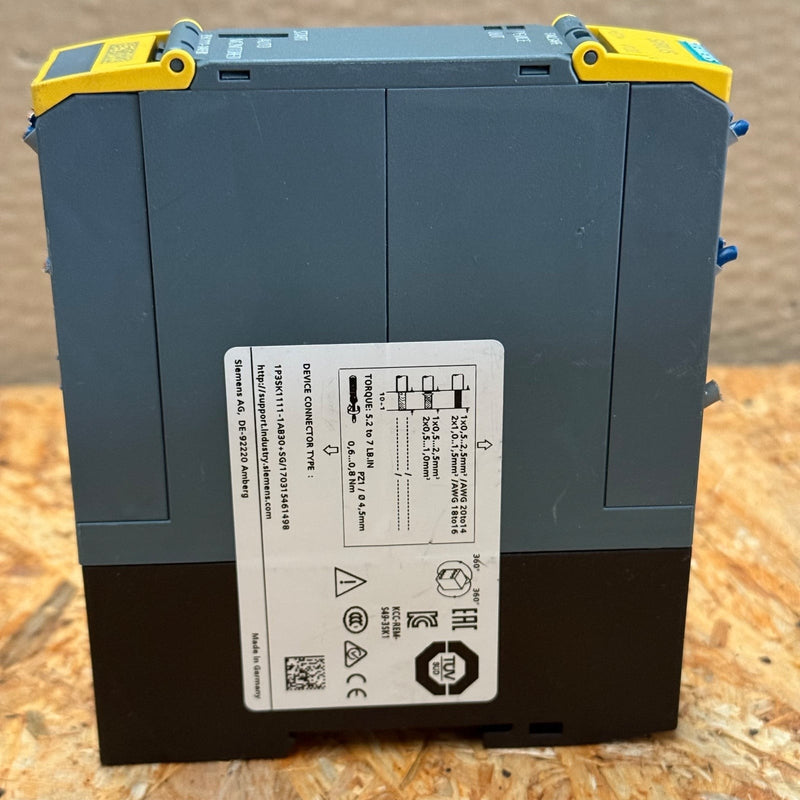 Siemens – 3SK1111-1AB30 – SIRIUS Safety Relay / Standard Basic Unit