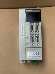 Mitsubishi Electric – MR‑J2S‑40A – MELSERVO J2S 0.4 kW Servo Drive / Amplifier