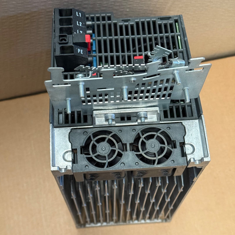 Siemens – 6SL3210-1KE23-8AF1 – SINAMICS G120C Compact Frequency Inverter