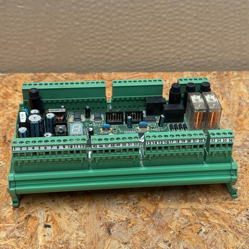 SCE – 382412012 (Com. 270722) – Industrial Controller / PLC Circuit Board