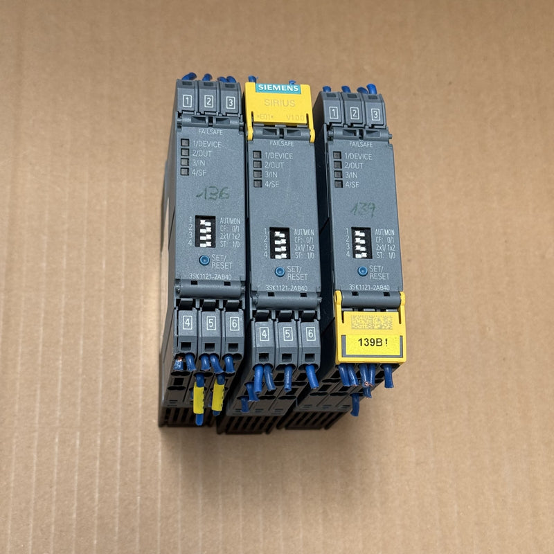 Siemens – 3SK1121-2AB40 – SAFETY RELAY