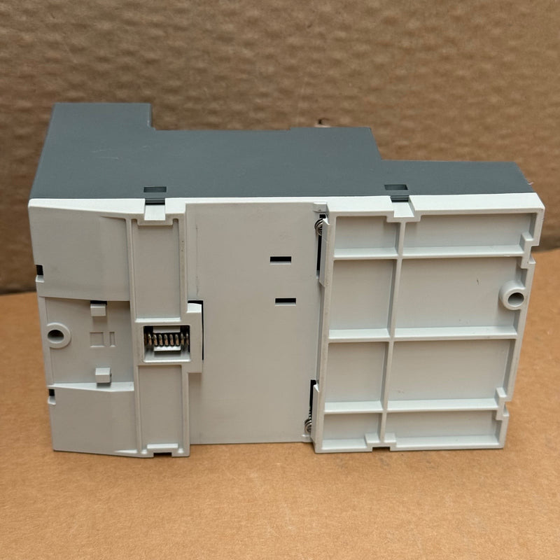 ABB – PM554-R A5 / 1TNE968900R0200 – Programmable Logic Controller