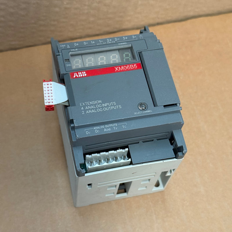 ABB – 1SBP260103R1001 / XM06B5-I12.0 – Analog Input/Output Extension Module