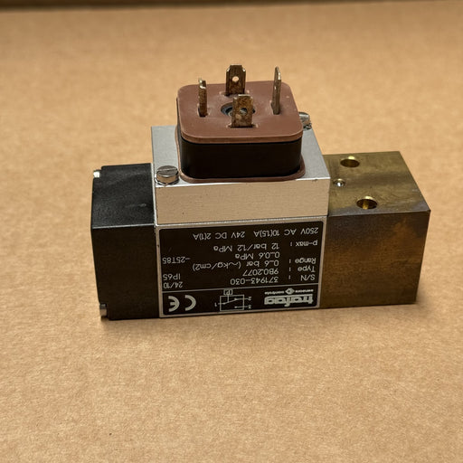 Trafag – 9B0.2077 – Pressure Switch IP65 0..6 Bar 250VAC
