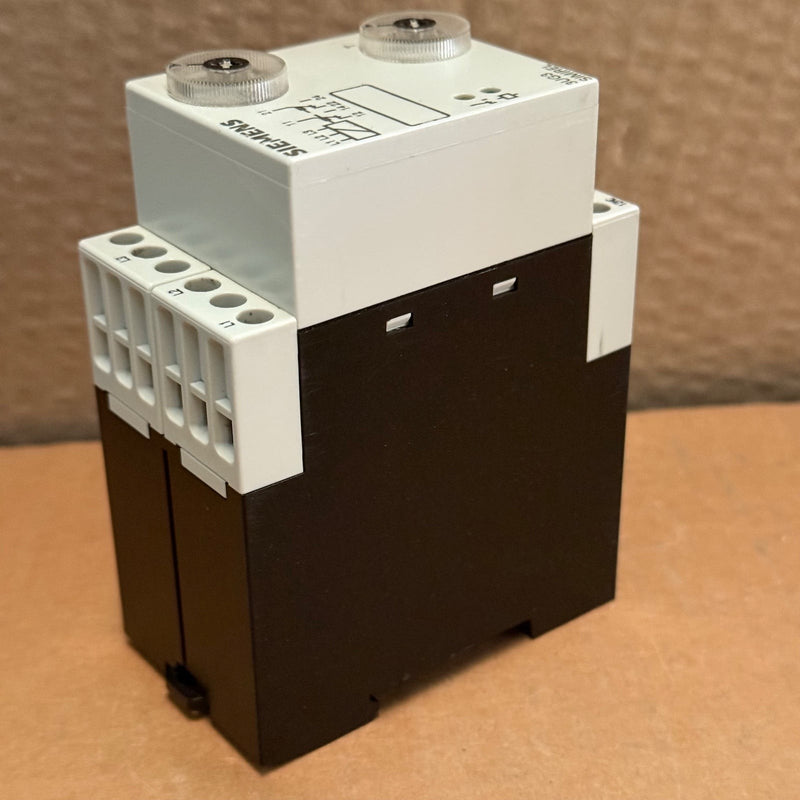 Siemens – 3UG3013-1BP60 – 3-Phase Voltage Monitoring Relay