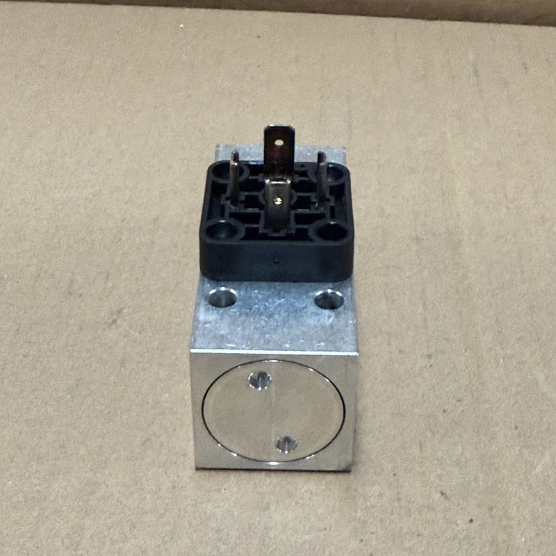 BOSCH – 0821100023 – Pressure Switch
