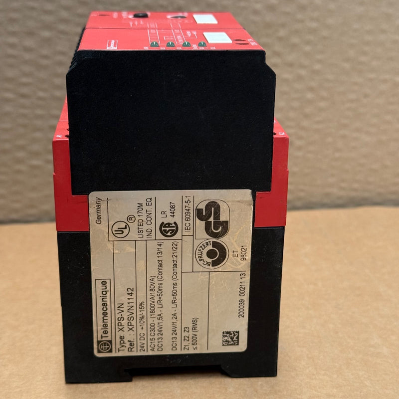 Telemecanique – XPSVN1142 – Safety Relay / Zero Speed Monitoring Relay