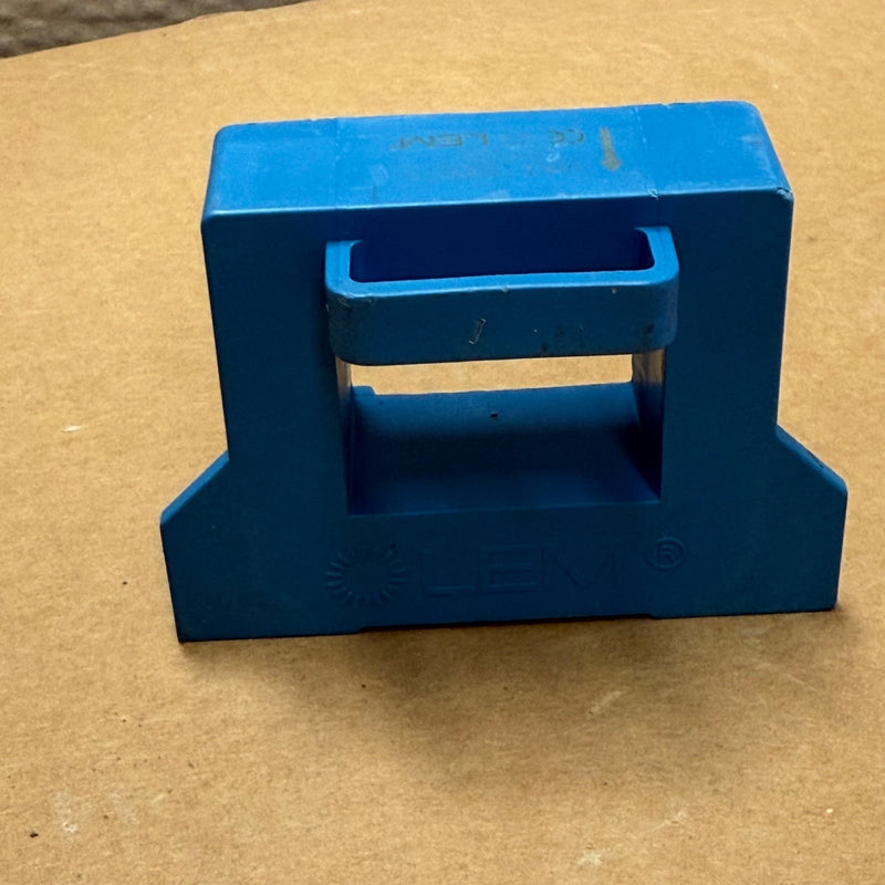 LEM – HAT 1000-S – Open Loop Hall Effect Current Transducer (1000A AC/DC)