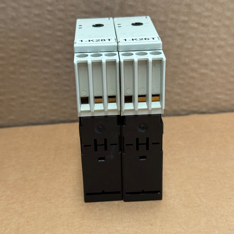 2PCs Siemens – 3RP1513-1AP30 – Electronic On-Delay Timing Relay