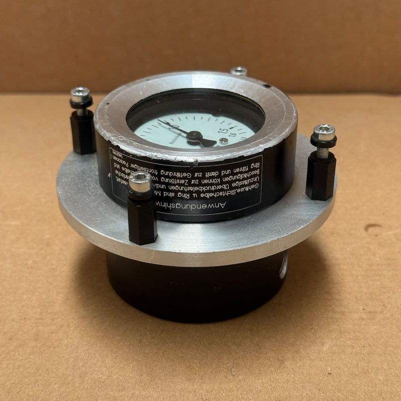 WIKA – Absolute Pressure Gauge – 0 to 1.6 bar Panel Instrument