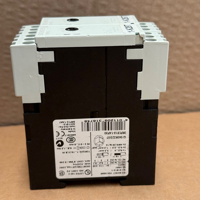2PCs Siemens – 3RP1513-1AP30 – Electronic On-Delay Timing Relay