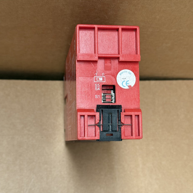 Schmersal – SRB-NA-R-C.27-24V – Safety Relay 24VDC