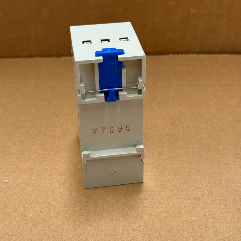 Theben – TR611 top2 / top3 – Digital DIN Rail Time Switch