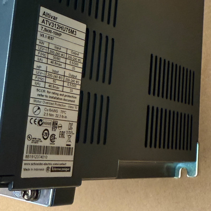Schneider Electric – ATV312HU75M3 – Altivar 312 Frequency converter 7,5kW/10HP