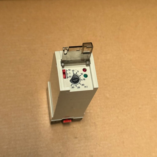 Telemecanique – RHR418B – High-Duty Power Relay