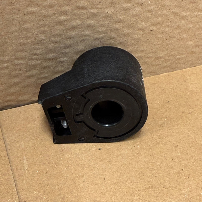 Parker – 481000C7 – Solenoid Valve Coil (220V DC, 8W, Class F)