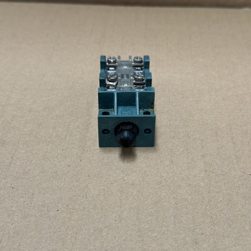 MOELLER – AT21-4-NA – LIMIT SWITCH 2NO/1NC