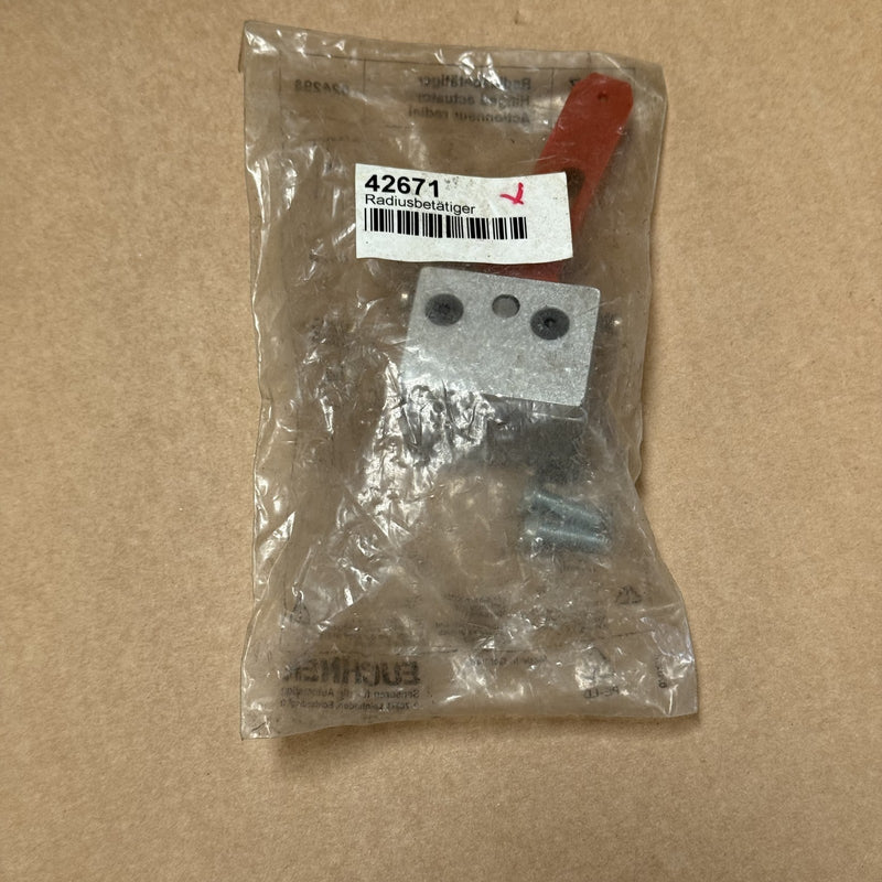 Euchner – 024298 – Left Hinged Linear Motion Actuator