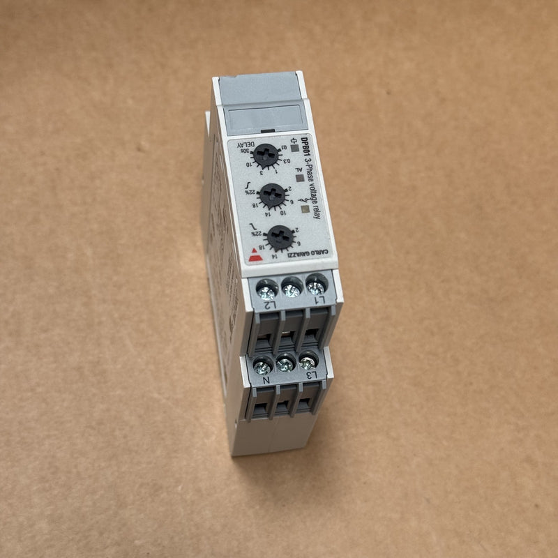 Carlo Gavazzi – DPB01CM48 – Multifunctional 3-Phase Voltage