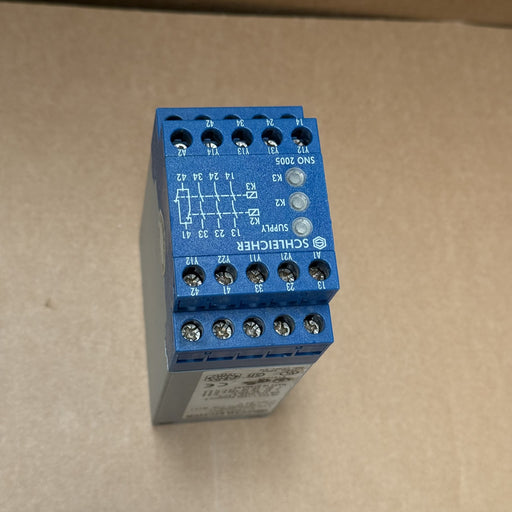 Schleicher – SNO 2005-17 – SNO200517 18814640 249 B111 Safety Relay