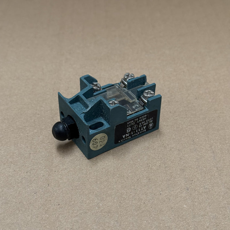 MOELLER – AT11-1-NA – LIMIT SWITCH  HEAVY DUTY 600V MAX