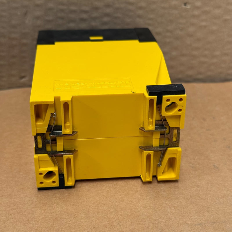 Turck – MS81-221-R – 2-Channel Amplifier Relay / Switching Amplifier