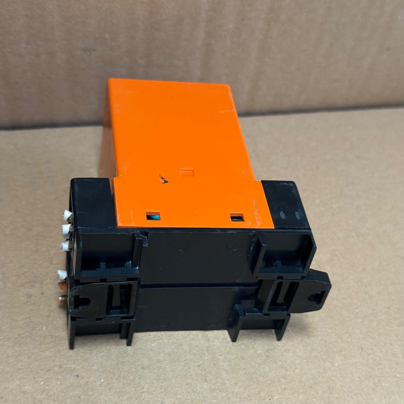 Syrelec – DUFRN2 – 3-Phase Over/Undervoltage Control Relay
