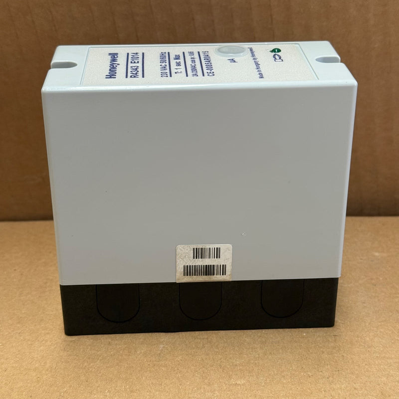 Honeywell – R4343E1014 – Industrial Ultra-Violet Flame Detector Relay Switch