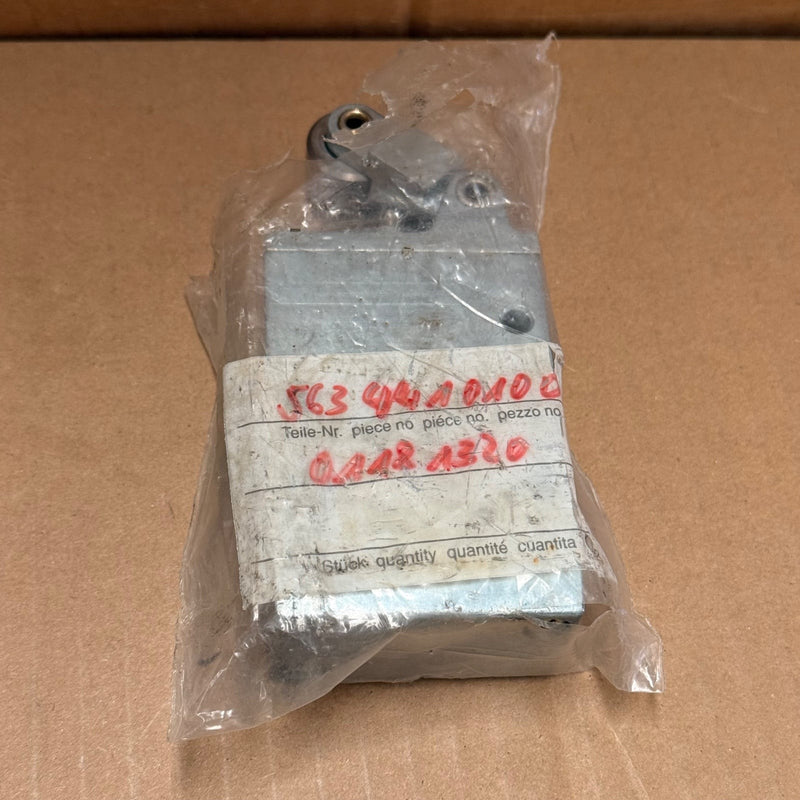 Rexroth – 5634410100 – 3/2-Way Directional Control Spool Valve