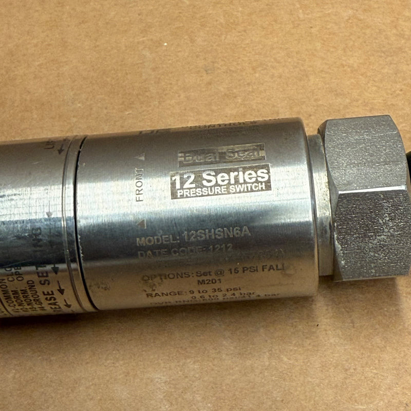 United Electric Controls – 12SHSN6A – Spectra 12 Dual Seal Pressure Switch