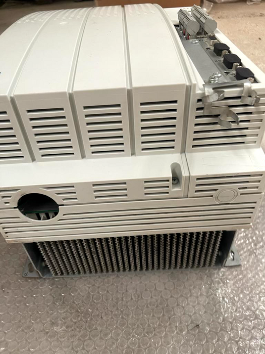 Lenze EVS9327-EP Frequency Inverter Drive
