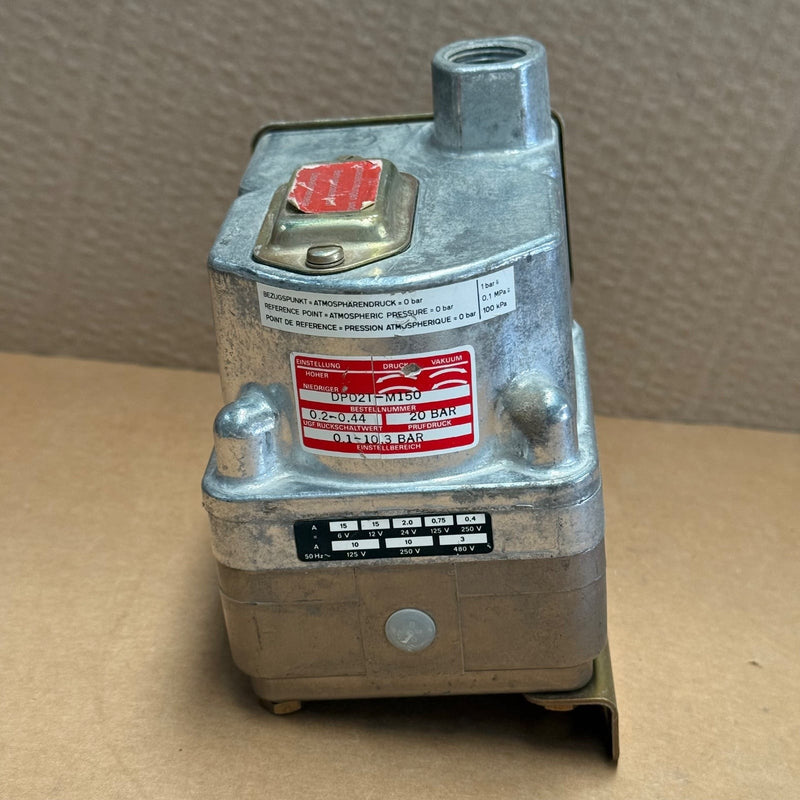 Barksdale – DPD2T-M150 – Diaphragm Dual-Setpoint Differential Pressure Switch